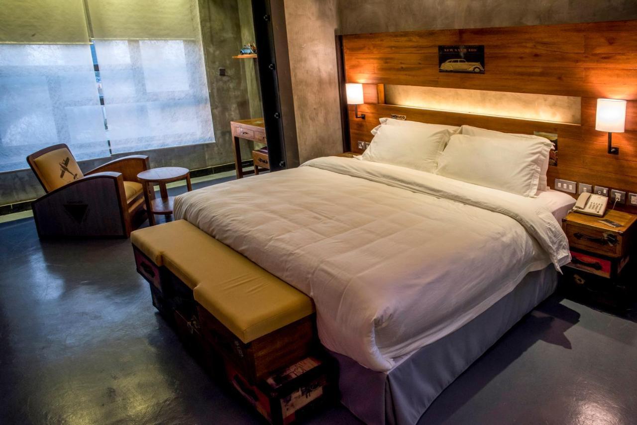 Flowery Holiday Suites 쿠웨이트 외부 사진