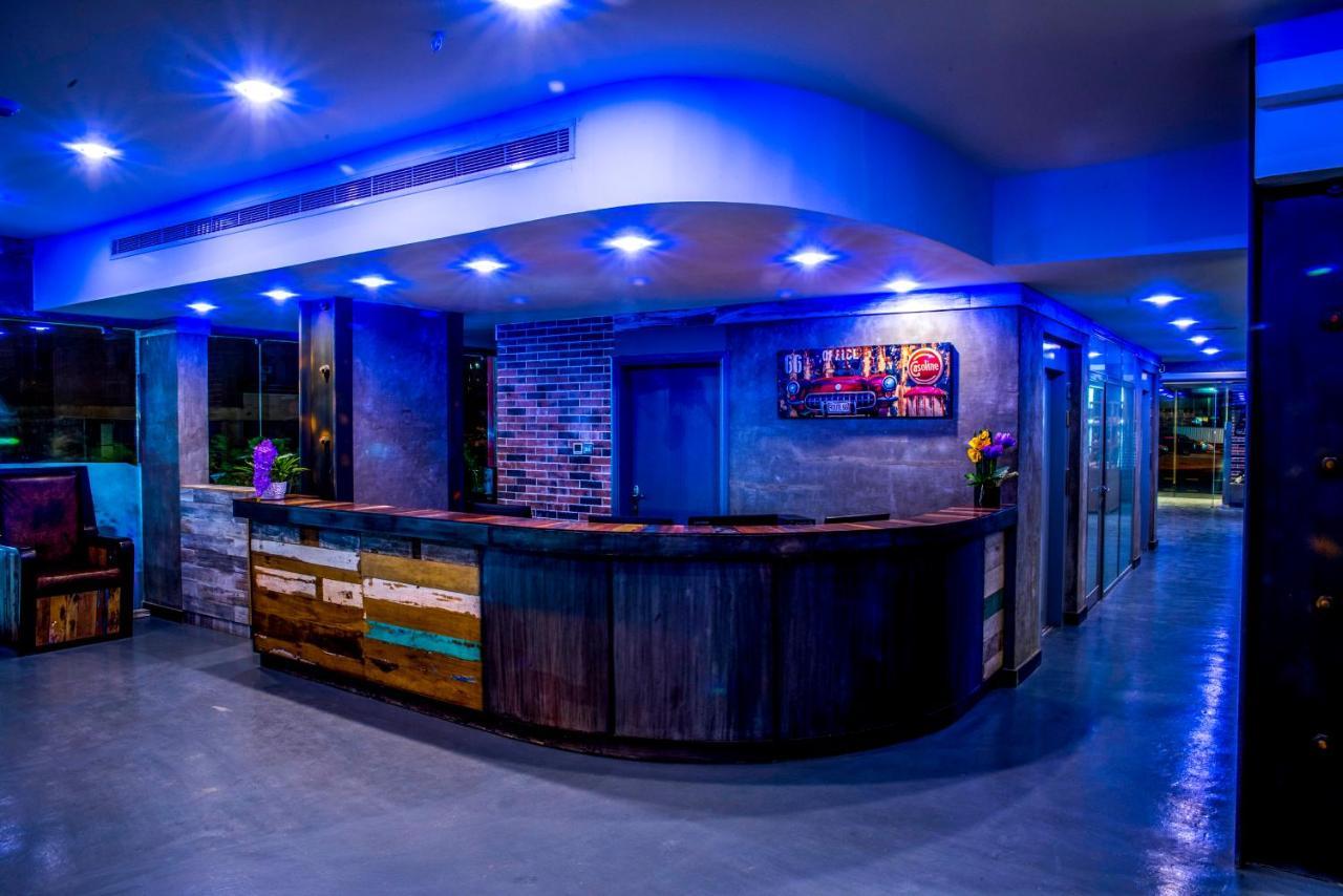 Flowery Holiday Suites 쿠웨이트 외부 사진